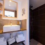 Nest In Mandara Apartment